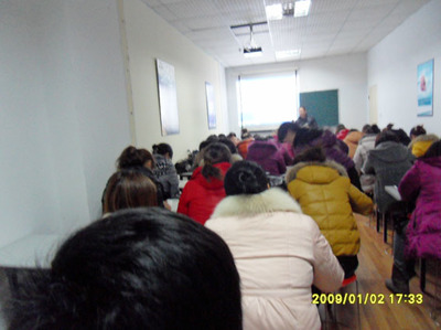 新教師上崗發言稿 以初心育未來